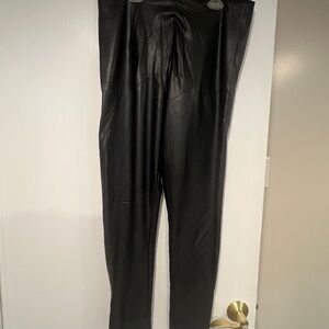 Woman’s faux leather leggings